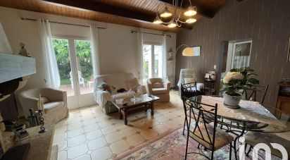 Traditional house 4 rooms of 100 m² in Saint-Denis-d'Oléron (17650)