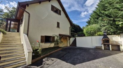 House 6 rooms of 142 m² in Le Clerjus (88240)