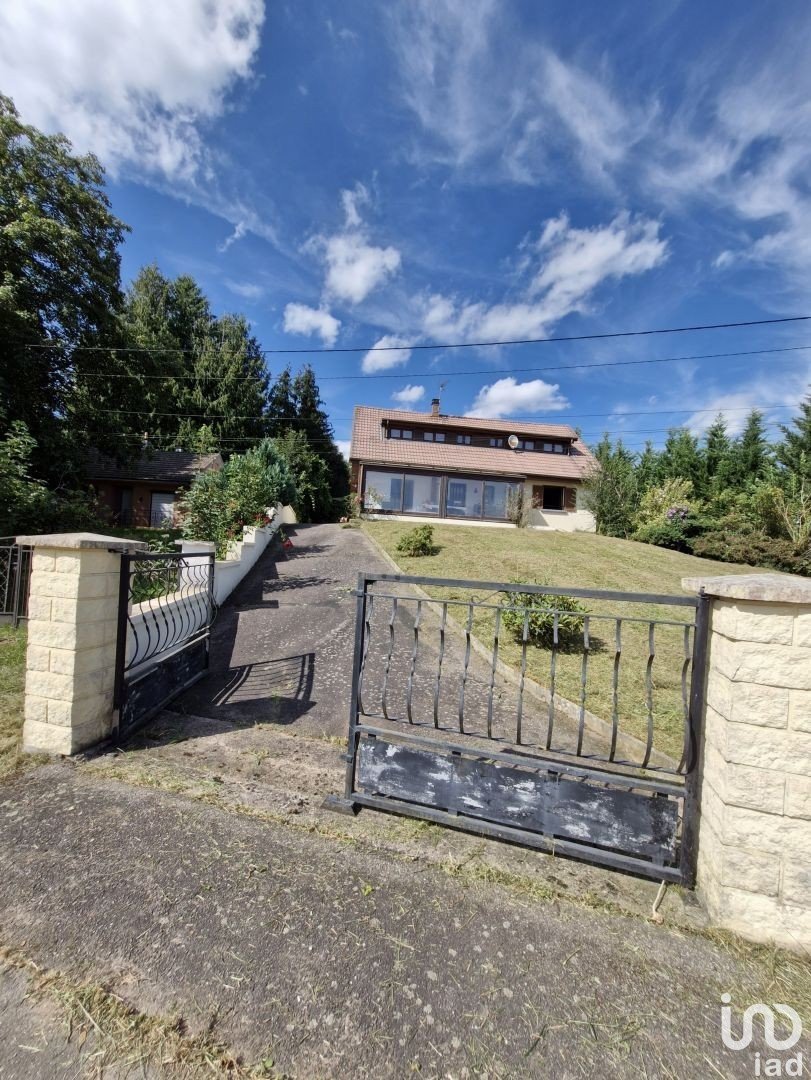 House 6 rooms of 142 m² in Le Clerjus (88240)