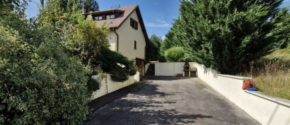 Maison 6 pièces de 142 m² à Le Clerjus (88240)