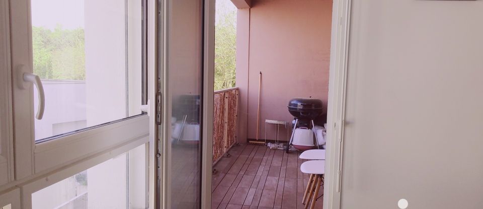 Appartement 2 pièces de 40 m² à Stains (93240)