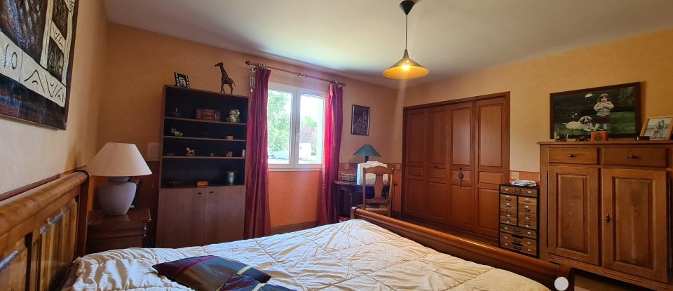 Maison 6 pièces de 264 m² à Arnac-la-Poste (87160)