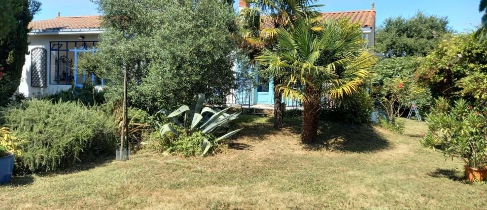 House 6 rooms of 131 m² in Jard-sur-Mer (85520)