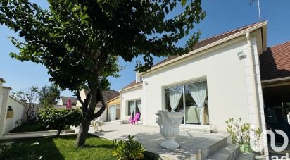 House 6 rooms of 180 m² in Saint-Mesmes (77410)