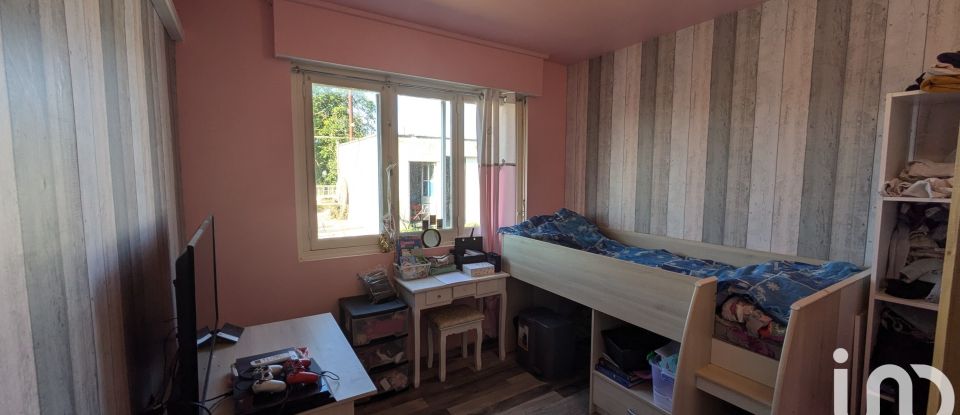 House 5 rooms of 115 m² in Sains-en-Gohelle (62114)