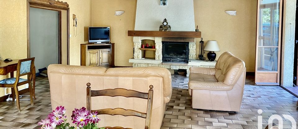 Traditional house 7 rooms of 254 m² in Saint-Just-de-Claix (38680)