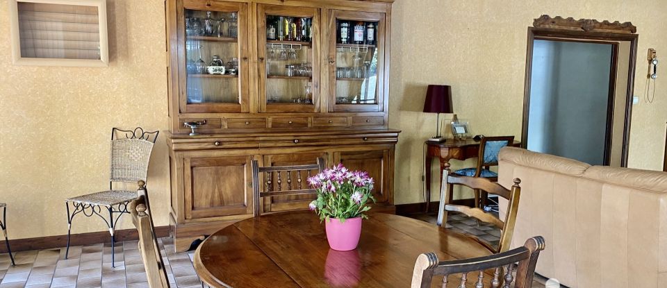 Traditional house 7 rooms of 254 m² in Saint-Just-de-Claix (38680)