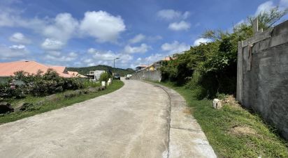 Land of 695 m² in Le Vauclin (97280)