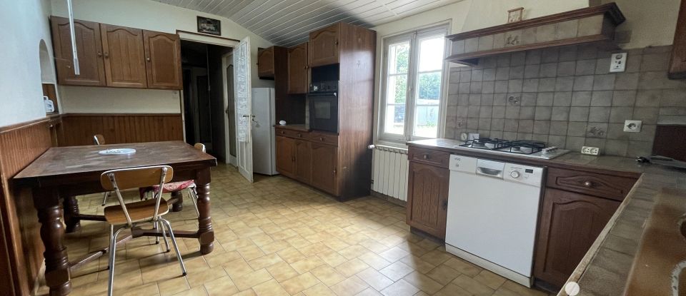 Maison 5 pièces de 110 m² à Plassac (17240)