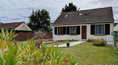 Pavilion 5 rooms of 99 m² in Souppes-sur-Loing (77460)