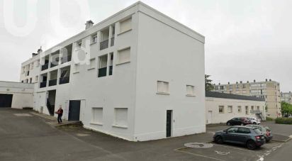 Apartment 3 rooms of 66 m² in Soyaux (16800)