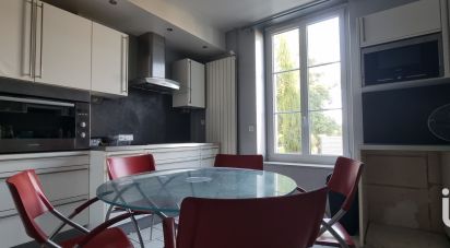 Maison traditionnelle 7 pièces de 172 m² à Thugny-Trugny (08300)