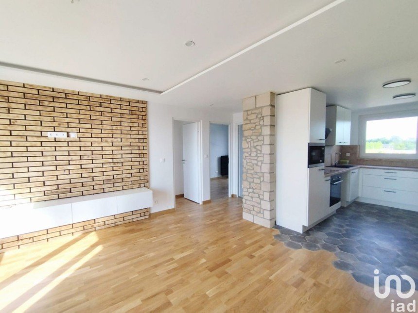 Apartment 5 rooms of 71 m² in Compiègne (60200)