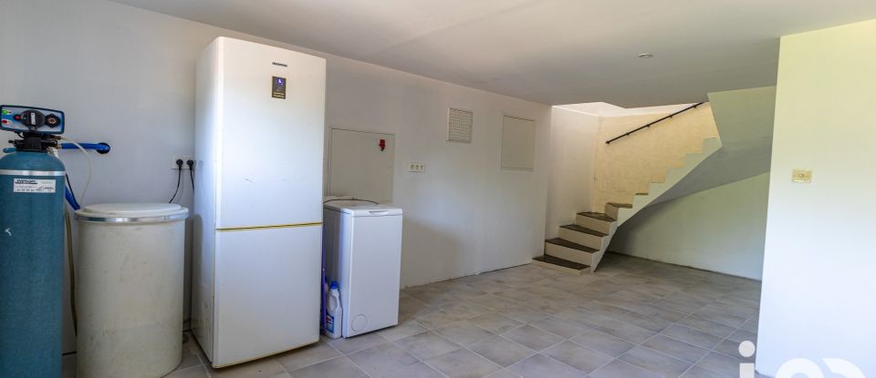 Demeure 6 pièces de 221 m² à Montauban (82000)