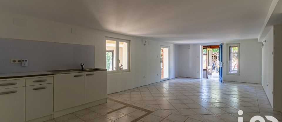 Mansion 6 rooms of 221 m² in Montauban (82000)