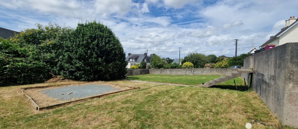 Traditional house 5 rooms of 111 m² in Châteauneuf-du-Faou (29520)