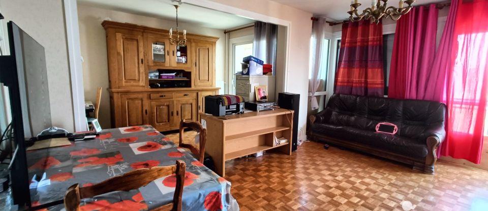 Appartement 4 pièces de 84 m² à Villars (42390)