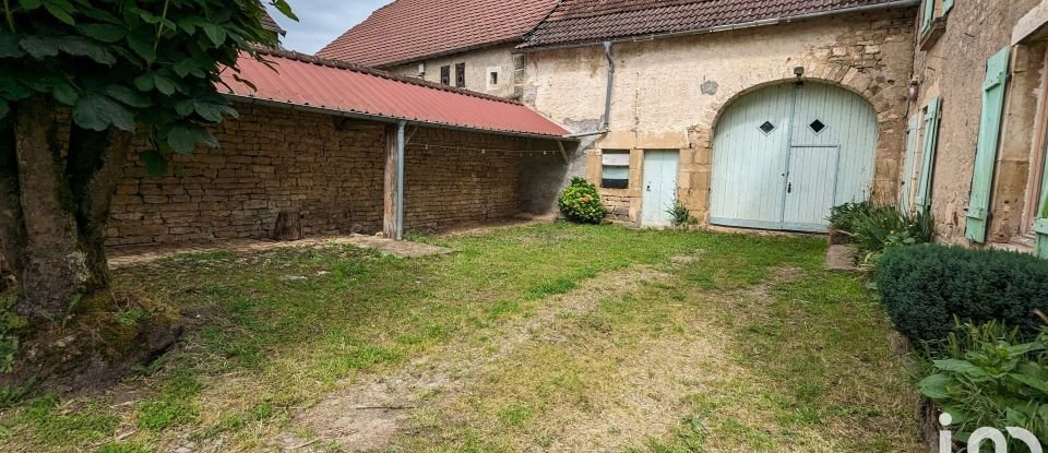 Maison 4 pièces de 90 m² à Gevigney-et-Mercey (70500)