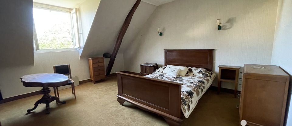 Maison traditionnelle 8 pièces de 197 m² à Semblançay (37360)