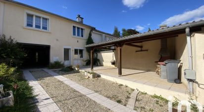 Maison de village 5 pièces de 137 m² à Chamarandes-Choignes (52000)