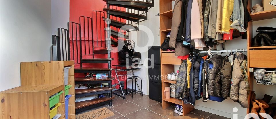 Appartement 4 pièces de 115 m² à Solers (77111)