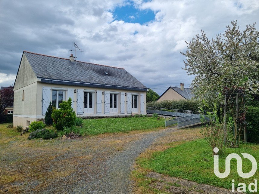 Traditional house 5 rooms of 90 m² in DOUÉ EN ANJOU (49700)