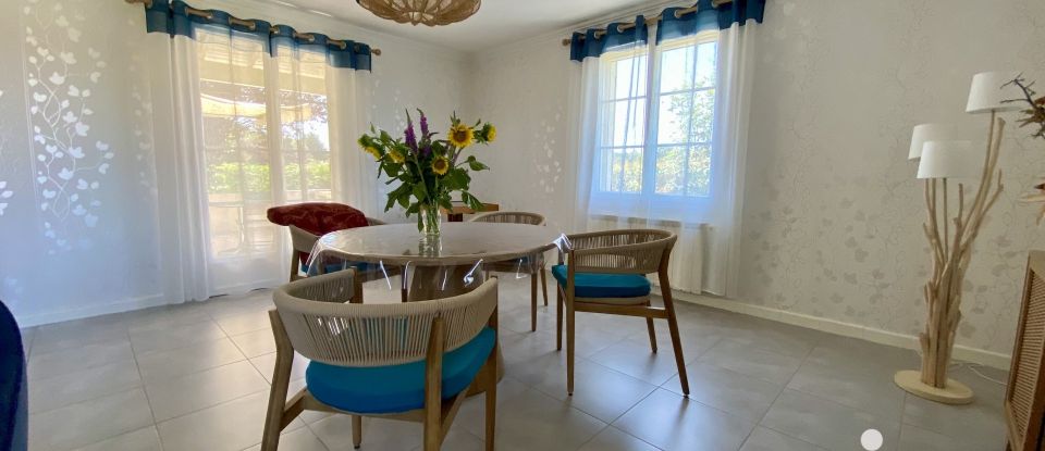 House 5 rooms of 121 m² in Sablonceaux (17600)