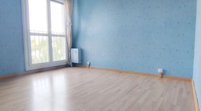 Appartement 5 pièces de 97 m² à Les Ulis (91940)