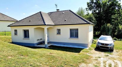 Maison 3 pièces de 80 m² à Servières-le-Château (19220)