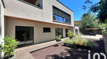 Maison 4 pièces de 147 m² à Entrechaux (84340)