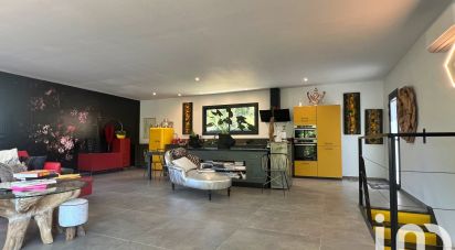 Maison 4 pièces de 147 m² à Entrechaux (84340)