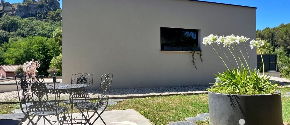 Maison 4 pièces de 147 m² à Entrechaux (84340)