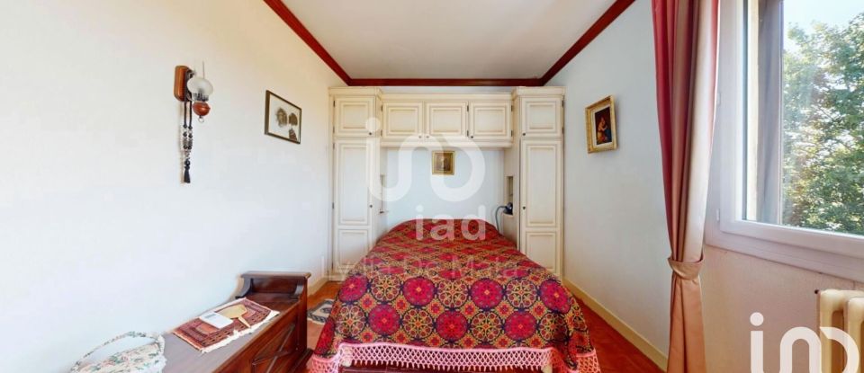 Traditional house 7 rooms of 210 m² in Cadours (31480)