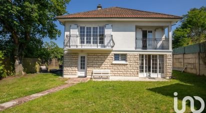 Maison traditionnelle 6 pièces de 124 m² à Yerres (91330)