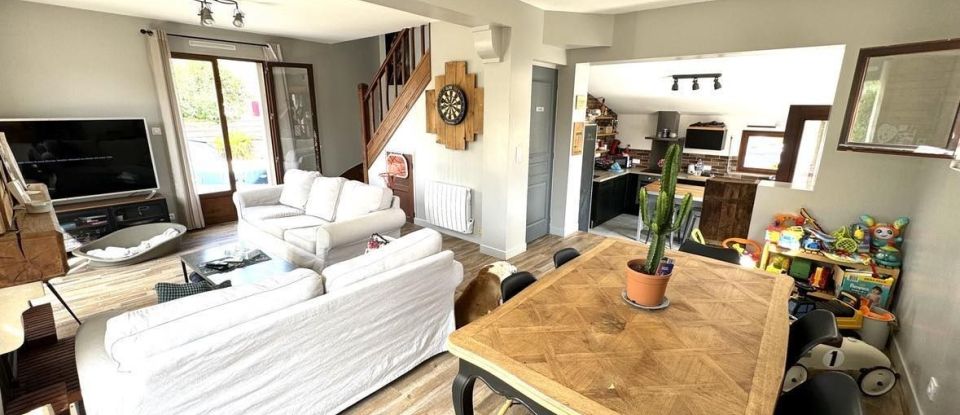 Maison 5 pièces de 95 m² à Saint-Aubin-d'Arquenay (14970)