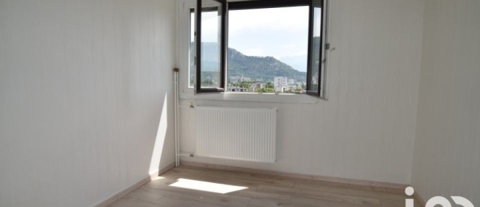 Appartement 4 pièces de 104 m² à Fontaine (38600)