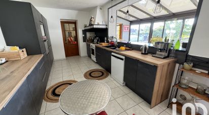 Maison 11 pièces de 254 m² à Bourbon-Lancy (71140)