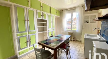 Maison traditionnelle 7 pièces de 180 m² à Vitry-le-François (51300)