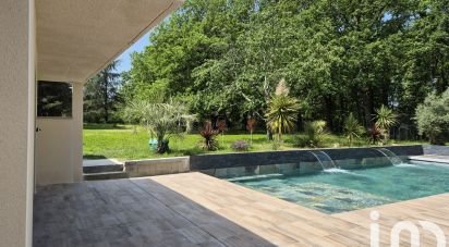 Maison 7 pièces de 250 m² à Castelnau-d'Estrétefonds (31620)