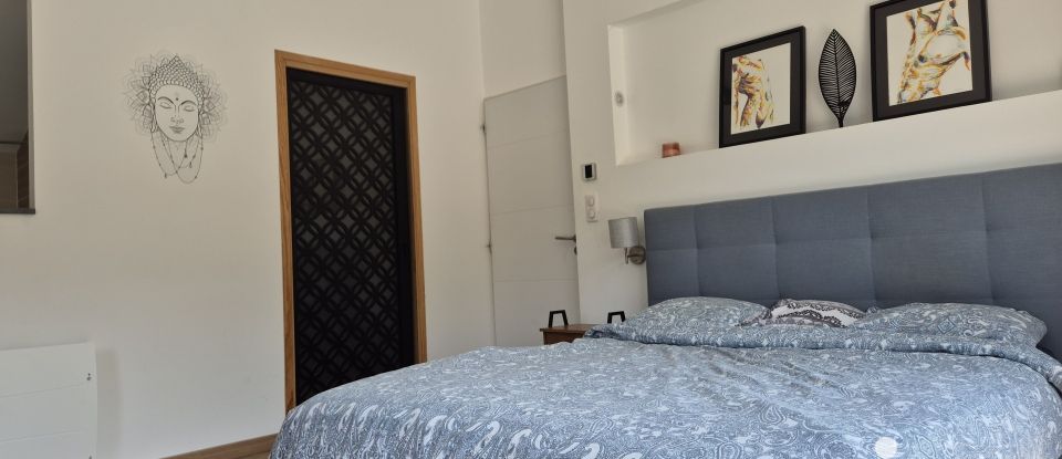 Maison 7 pièces de 250 m² à Castelnau-d'Estrétefonds (31620)