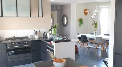 Maison 7 pièces de 200 m² à Nantes (44000)