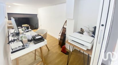 Appartement 3 pièces de 56 m² à Paris (75010)