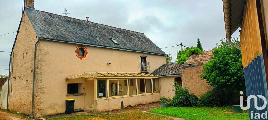 House 6 rooms of 163 m² in La Chapelle-Saint-Martin-en-Plaine (41500)