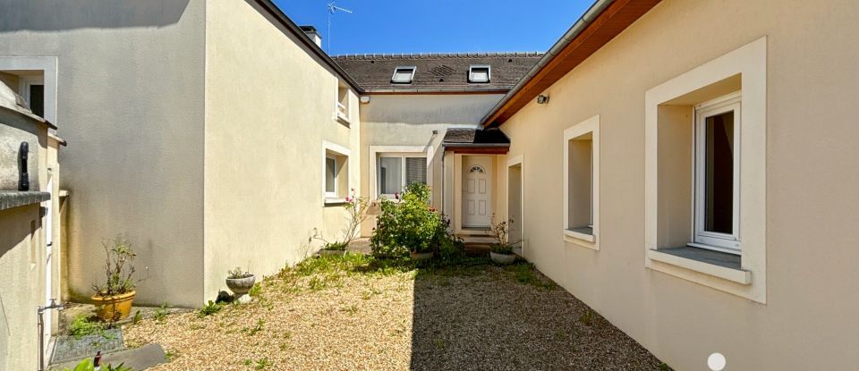 Maison 6 pièces de 126 m² à Villethierry (89140)