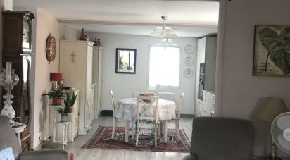 Appartement 3 pièces de 79 m² à Embrun (05200)