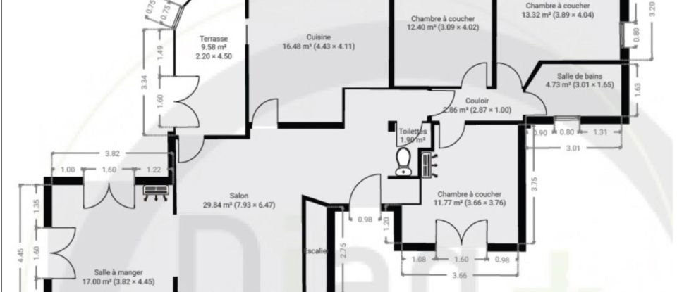 Maison traditionnelle 6 pièces de 143 m² à Les Adrets-de-l'Estérel (83600)