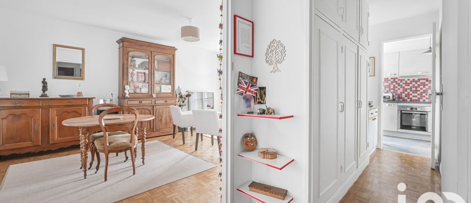 Appartement 3 pièces de 79 m² à Paris (75012)