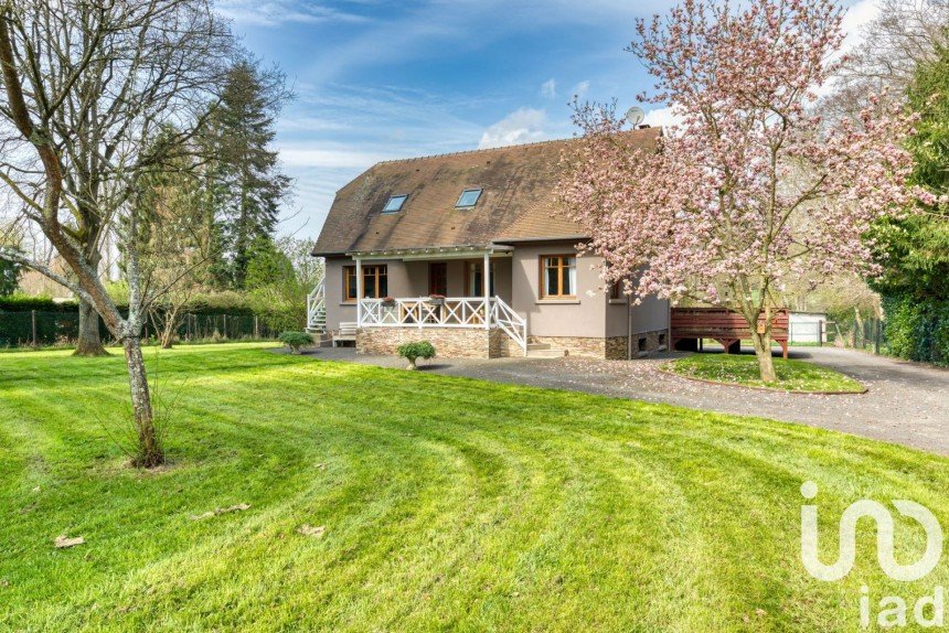 Maison traditionnelle 4 pièces de 130 m² à Tourville-en-Auge (14130)