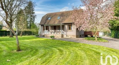 Maison traditionnelle 4 pièces de 130 m² à Tourville-en-Auge (14130)