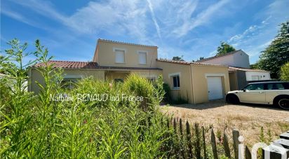 Traditional house 7 rooms of 156 m² in Sallertaine (85300)